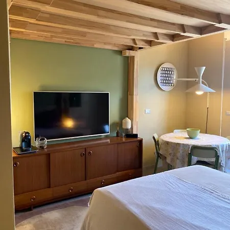 Dimora Vista Mare Apartment *